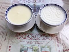 -周大娘牛乳(旧寨古村总店)