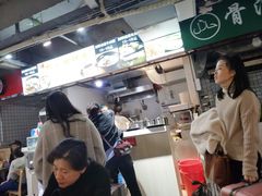 -广州白马服装市场