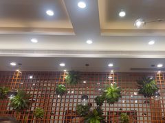 -佰搭果·广式茶餐厅(西华路店)