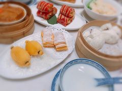 -香港百合居(LCM置汇旭辉广场店)