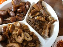 -老鼎万春卤菜(五代传承创始老店)
