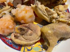 -尚尚仙·酸汤猪手·猪肚鸡火锅(华联万柳购物中心店)