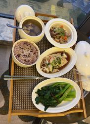 -臻康乃馨月子中心(集美店)