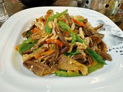 -缘来聚·徽菜名店(黄山宏村店)