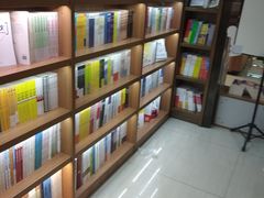 -新华书店(沙坪坝书城店)
