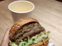 -The Habit Burger Grill 哈比特汉堡(复兴soho店)