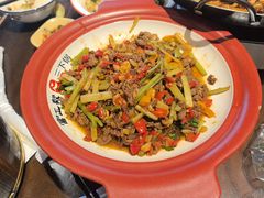 -富正毅三下锅·湘西韵味(天门山索道店)