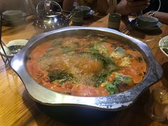 -老凯俚酸汤鱼(鸿通城店)
