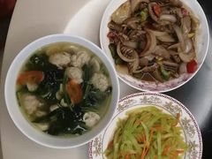 -爱的果实月嫂育婴师(世纪东方店)