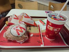 -华莱士·全鸡汉堡(财经学院店)