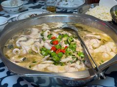 -何哥鲜鱼餐厅(龙湖花园店)