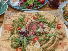 -JINNS锦时 steak&pizza(浸信会礼拜堂旧址店)