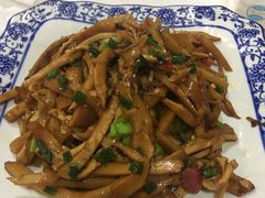-邱记私房菜·十八年本地菜