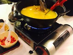 -鲜入围煮花胶鸡海鲜火锅