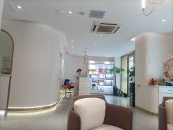 -亿美医疗美容·半岛大超炮官方授权店