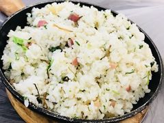 -侬佳蒸菜馆(听潮店)
