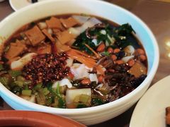 -湖泉水云间餐厅·弥勒地道菜(B座店)