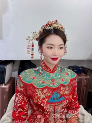 -艾米丽婚纱礼服