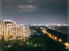 -三亚湾海居铂尔曼度假酒店