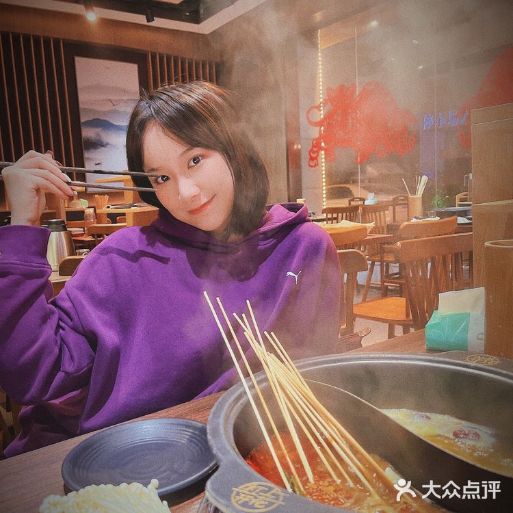 广州串串火锅🍲地道川味儿杠上开花🌺