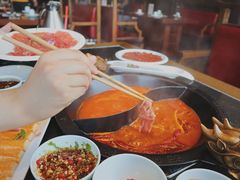 -重庆德庄火锅(体育中心店)
