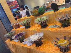 -迈豪国际酒店-百老汇旋转西餐厅