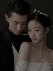 -至臻微拉婚纱摄影