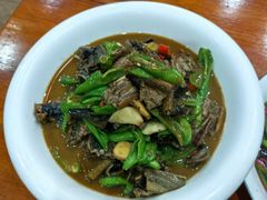 -峡谷农家乐饭店