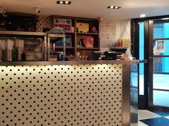 -新大咀港式茶餐厅(宝山万达店)