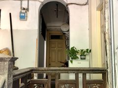 -全家便利店(愚园路六店)