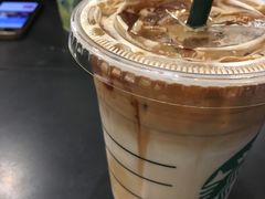 -星巴克(上海虹桥新天地二店)