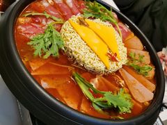 肥牛部队锅-博姆炸鸡精品餐厅(常发广场店)