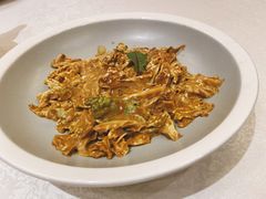 麻酱拌白菜-卫鼎轩·家宴(水上公园店)