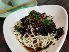 -龙虾风暴(松江店)