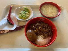 台式卤肉饭套餐-大圆碗•T骨大排饭(永安道店)