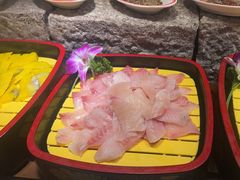 -四囍码头海鲜烧烤自助火锅(外滩南京东路悦荟广场店)