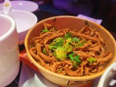 -多嘴超级肉蟹煲(中街恒隆故宫店)