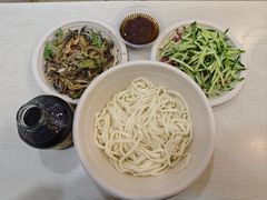 -黑八私房老北京炸酱面