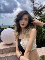 -HAIR HERE造型