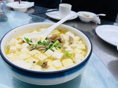 -品鲜村农家菜·阳澄湖大闸蟹(总店)
