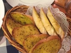 -皇冠自酿啤酒坊(中国红街5号楼店)