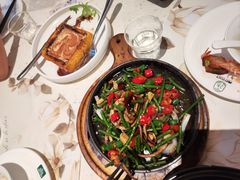 -青叶202都市餐厅(迪诺水镇店)