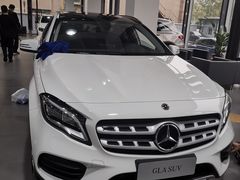 -上海星瀚奔驰4S店(红柳路店)