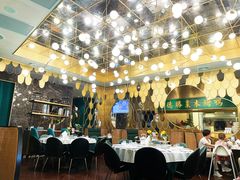 -雀蓝川菜(奥体广场店)