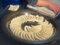 -老新隆牛肉锅贴(新街口店)