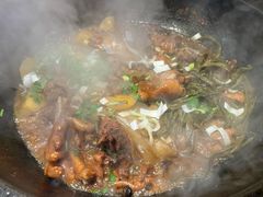 -咱屯子铁锅炖直营店(保利店)