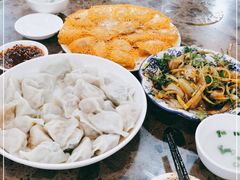 -周家大连水饺(美专校街店)