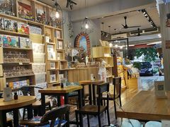 -晓风书屋(大学路店)