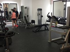 器械区-YCHL Studios健身工作室(市二宫店)