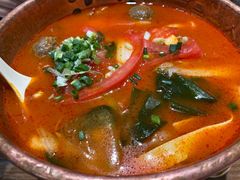 番茄汤底-成都你六姐·牛肉冒菜(信泰中心商场店)
